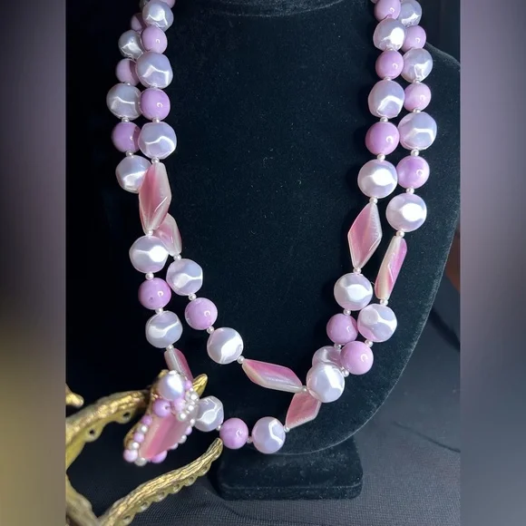 VTG MCM Double strand Choker and clip earring set. Beautiful beads!! - Picture 4 of 11